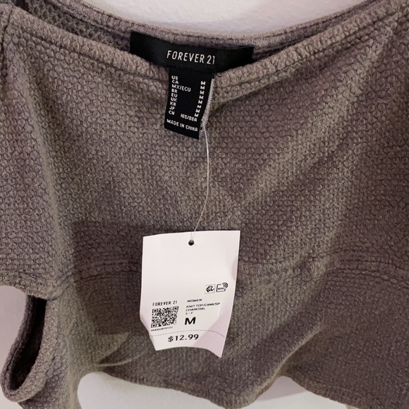 Medium Forever 21 Gray Crop top just didn’t fit:( - Picture 2 of 4